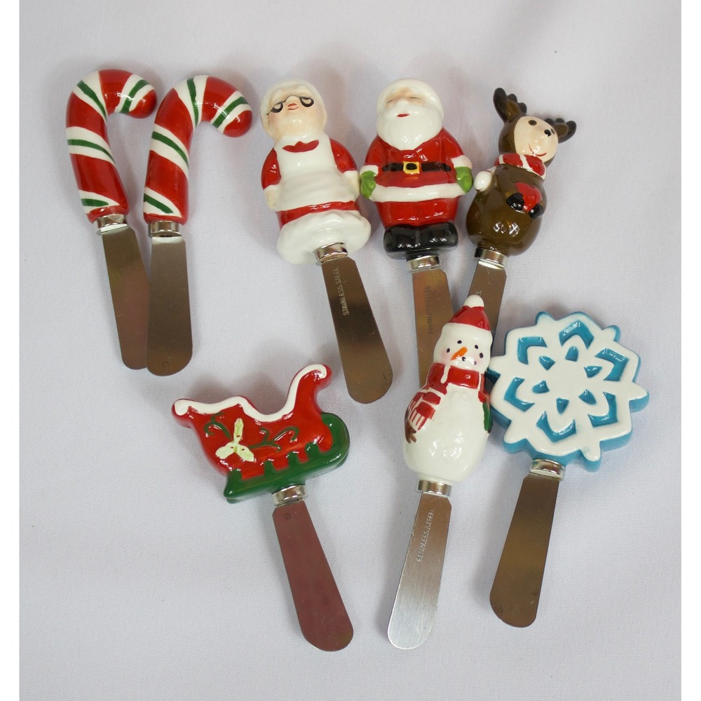 Christmas Holiday Cheese Spreaders Set of 8 Stainless Steel Appetizer Knives